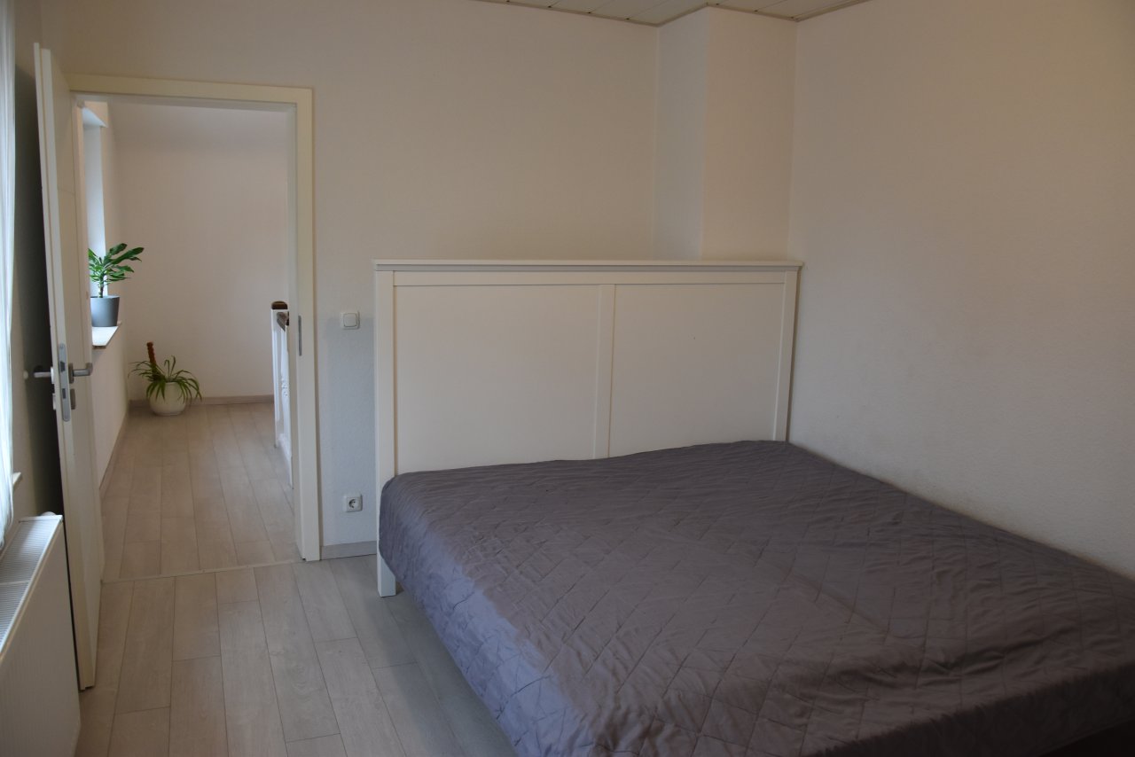 Exklusivobjekt 1-2 Familienhaus mit Baugrundstück.
