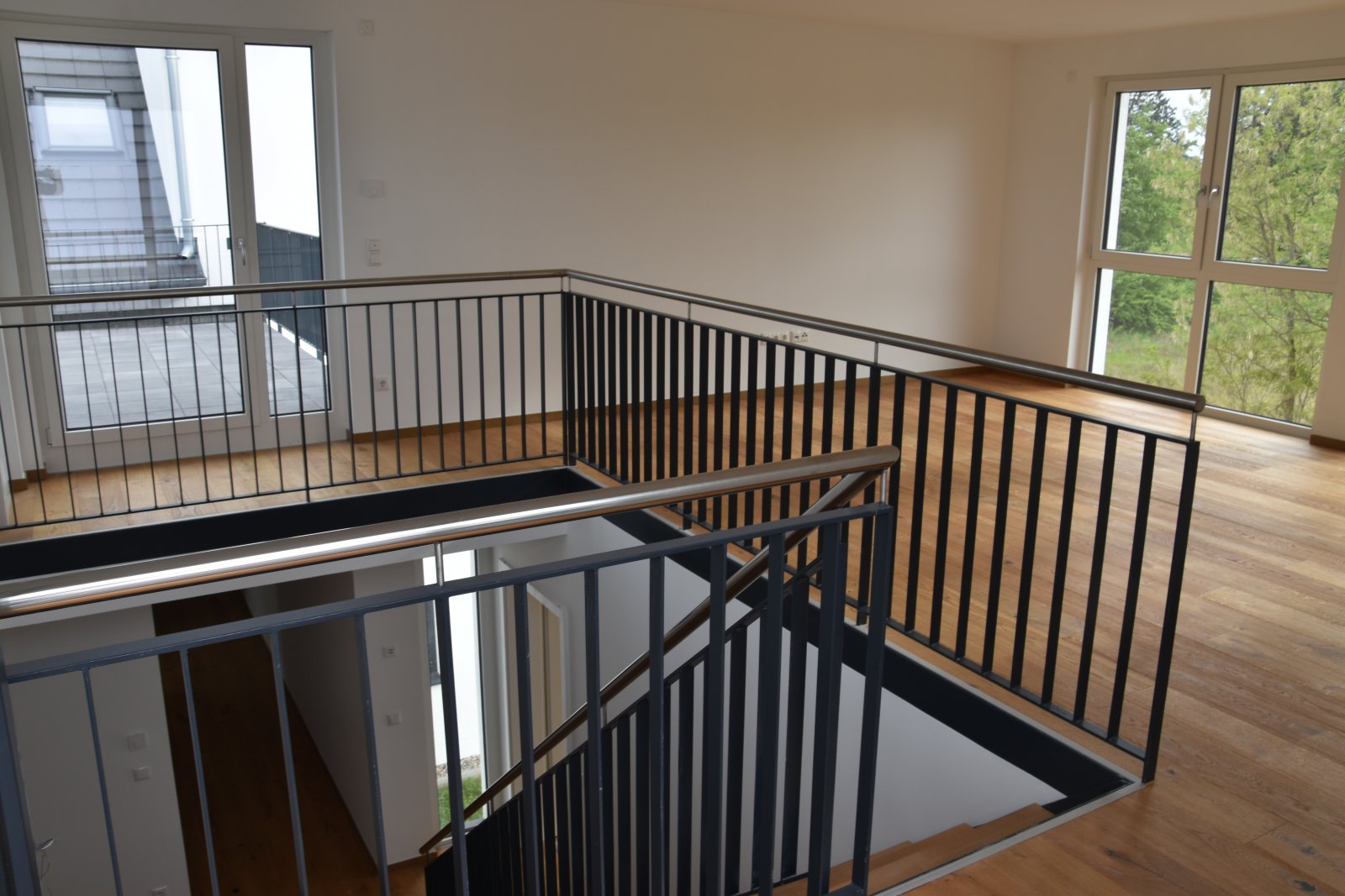 Neuwertig-Deluxe Penthouse Loftstyle