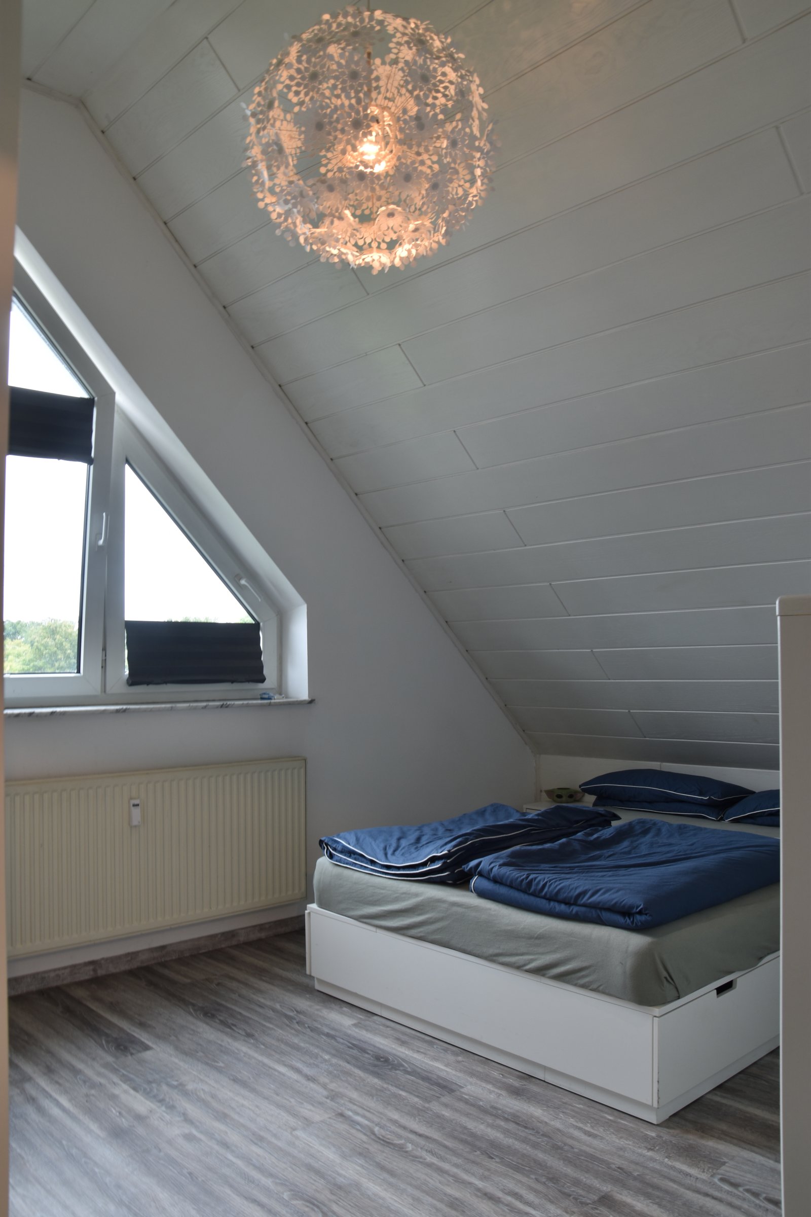 Top Moderne 4-Zimmer Studio Dachgeschosswohnung.