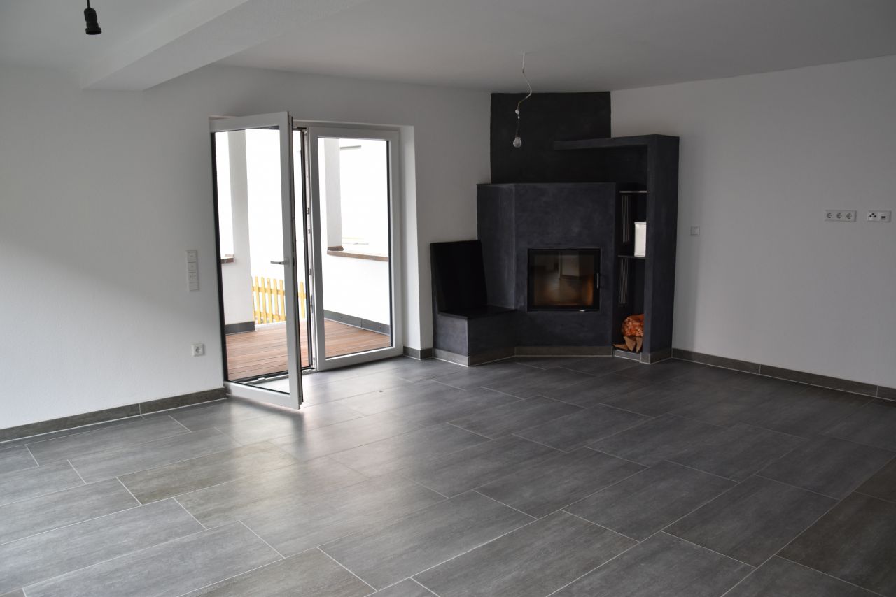 # Wohnzimmer mit Kamin # # Wohnzimmer mit Kamin #
