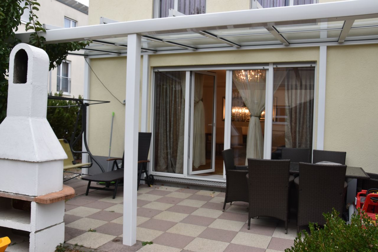 Überdachte Terrasse Überdachte Terrasse