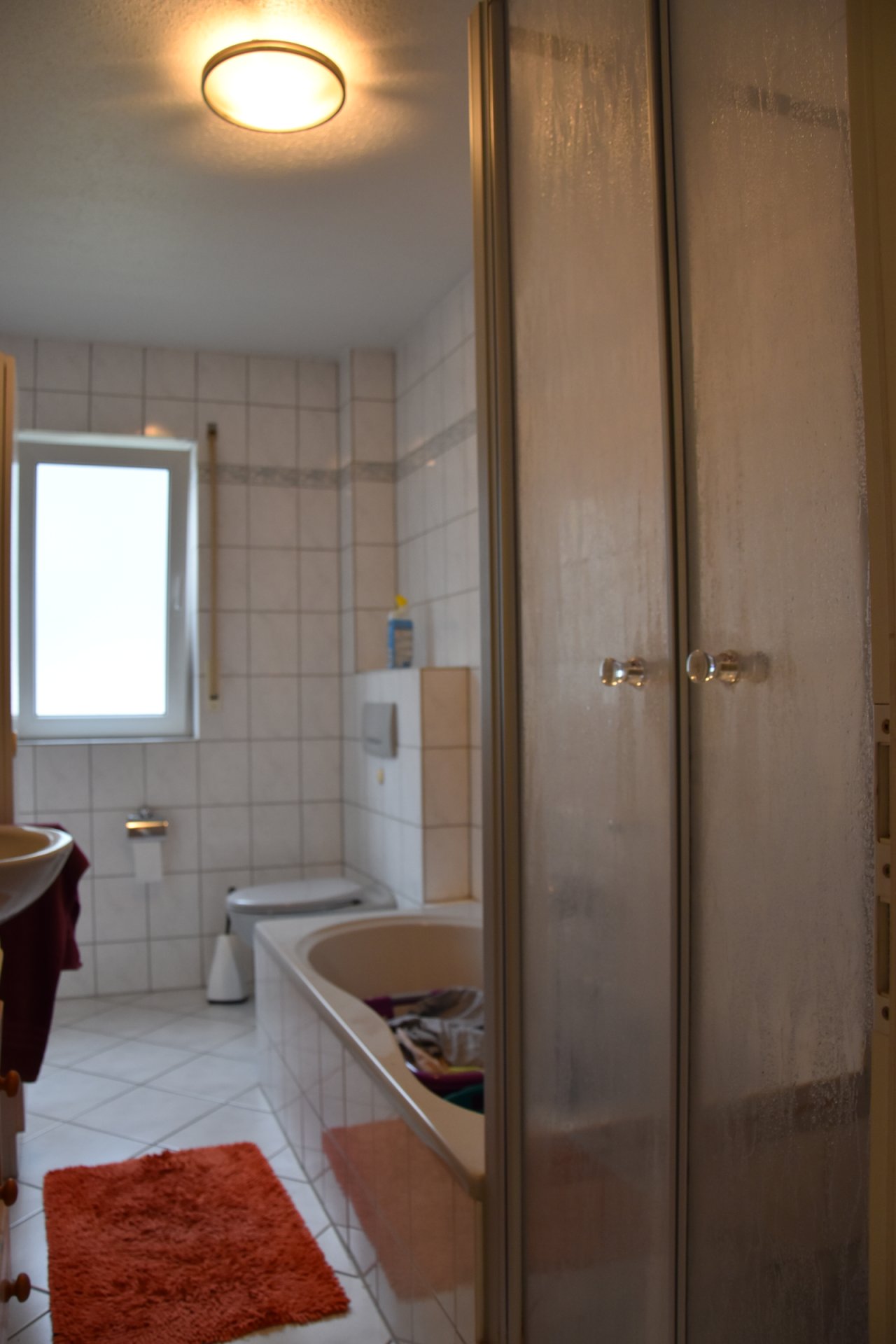 TG Wannenbad mit Dusche TG Wannenbad mit Dusche